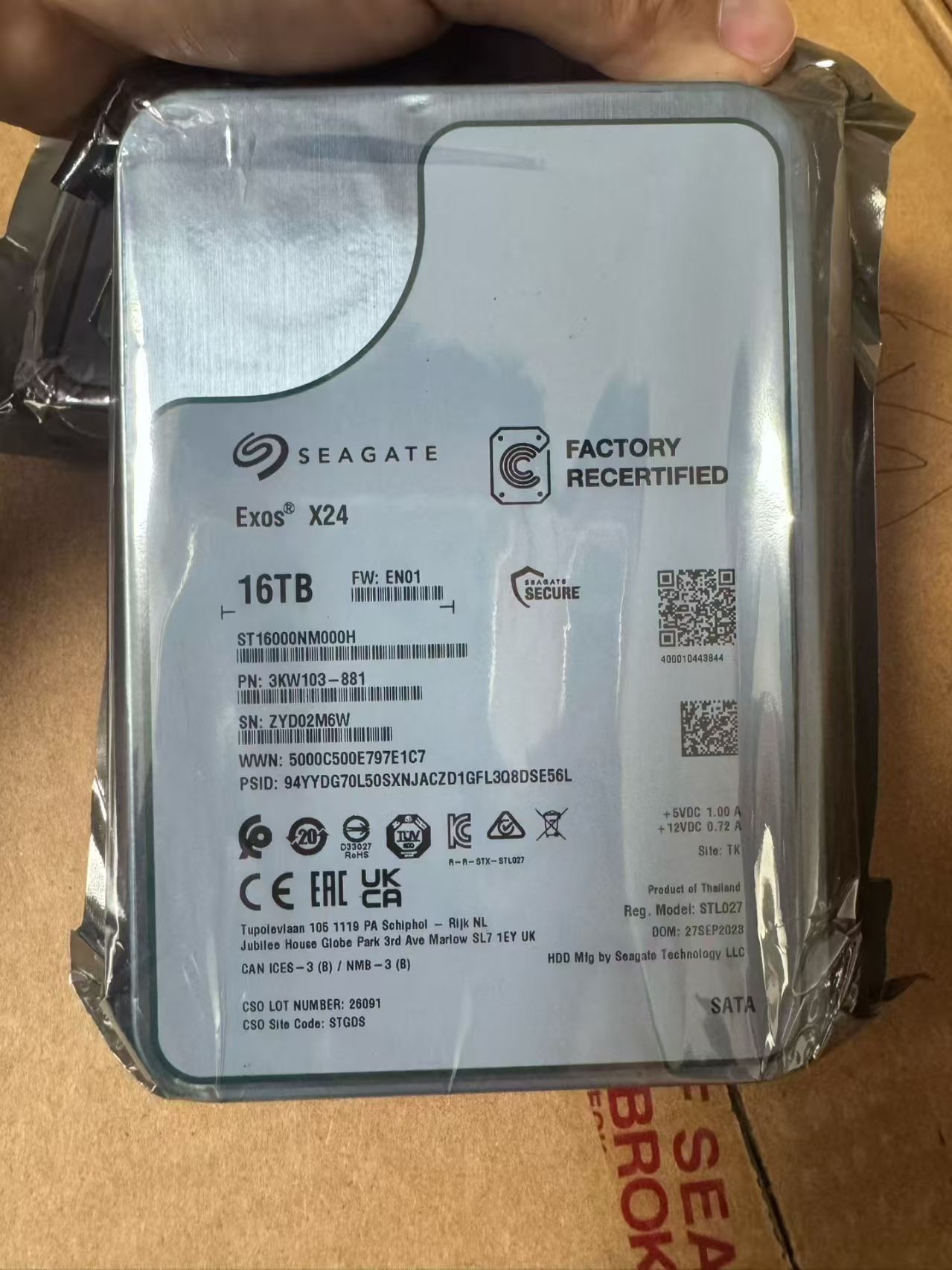 ST16000NM000H R盤.jpg